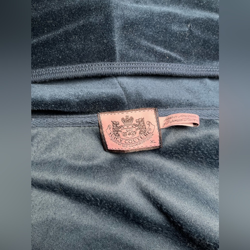 Juicy couture navy blue zip up - Picture 6 of 6